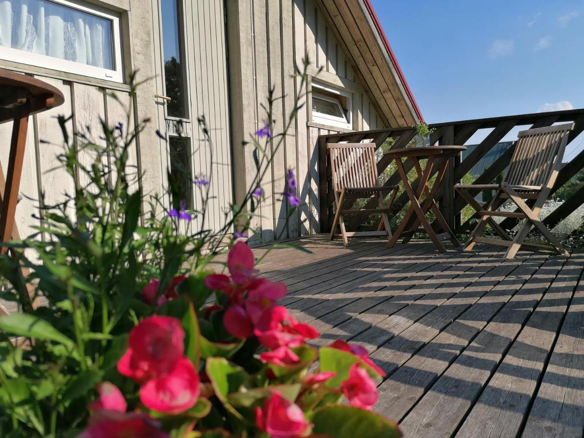 Piibelehe Guest Accommodation Kuressaare Bagian luar foto