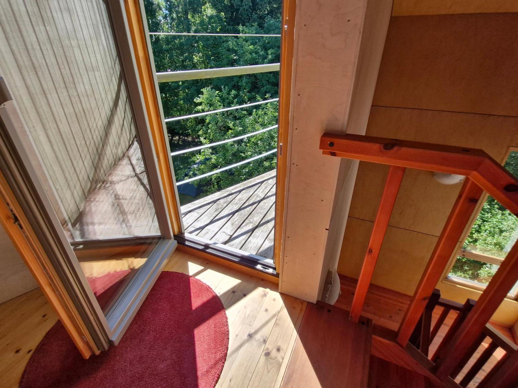 Piibelehe Guest Accommodation Kuressaare Bagian luar foto