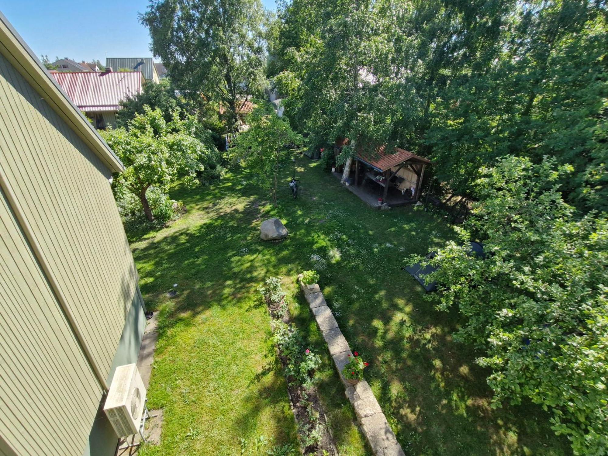 Piibelehe Guest Accommodation Kuressaare Bagian luar foto