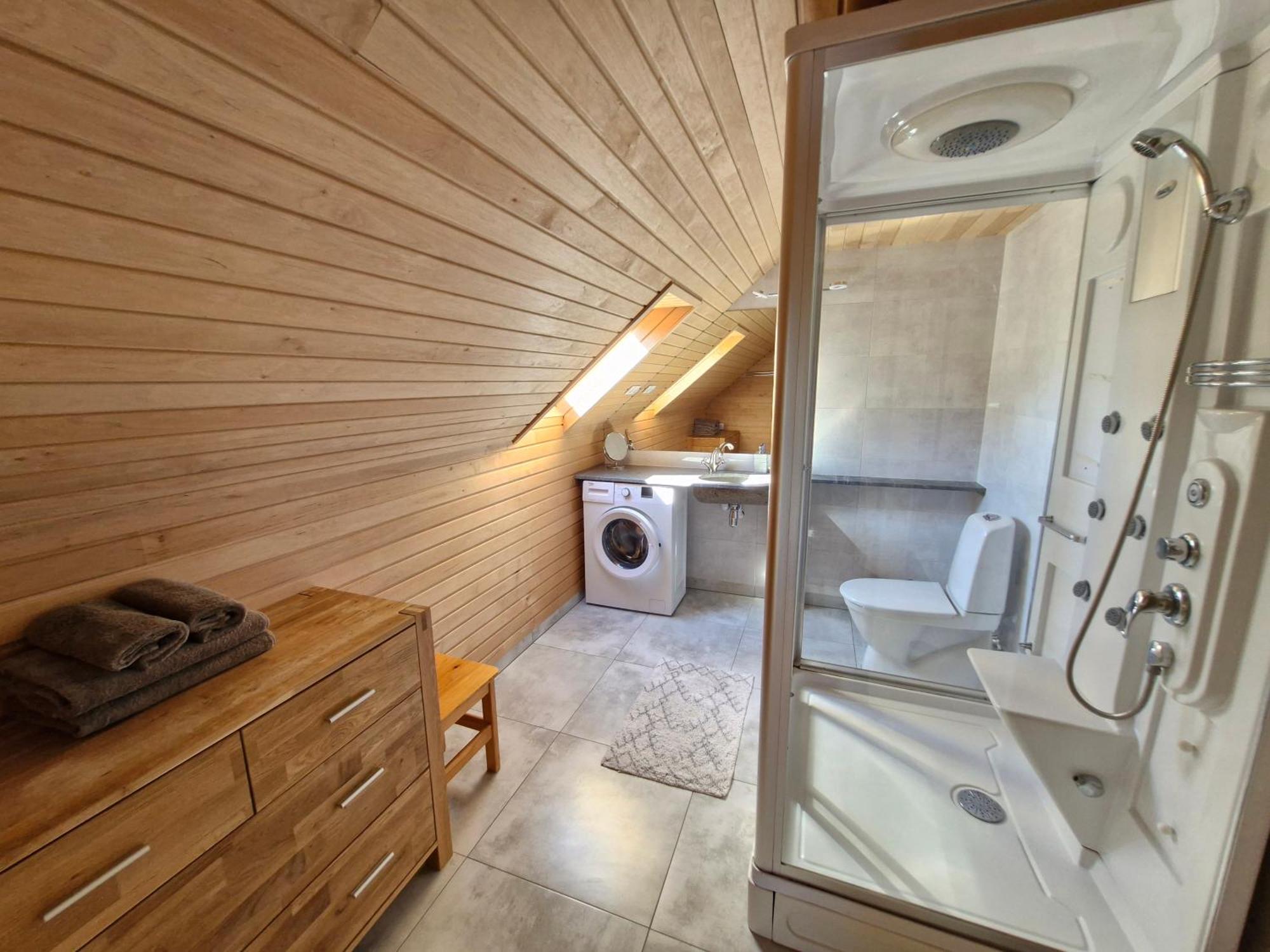 Piibelehe Guest Accommodation Kuressaare Bagian luar foto