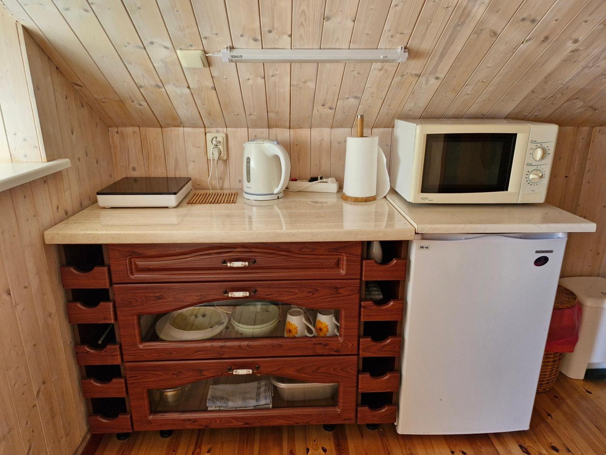 Piibelehe Guest Accommodation Kuressaare Bagian luar foto